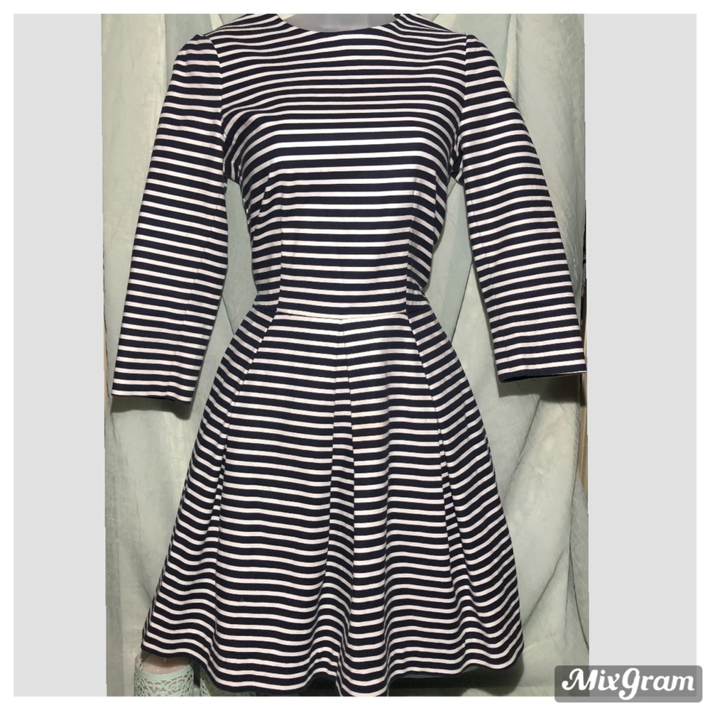 NWOT GAP Skater Dress SZ 2